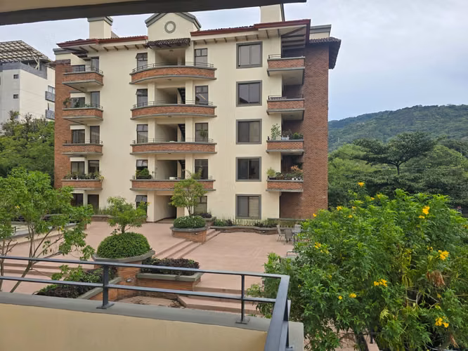 APARTAMENTO EN ALQUILER | ESCAZÚ - EXCELENTE UBICACIÓN - Imagen 2