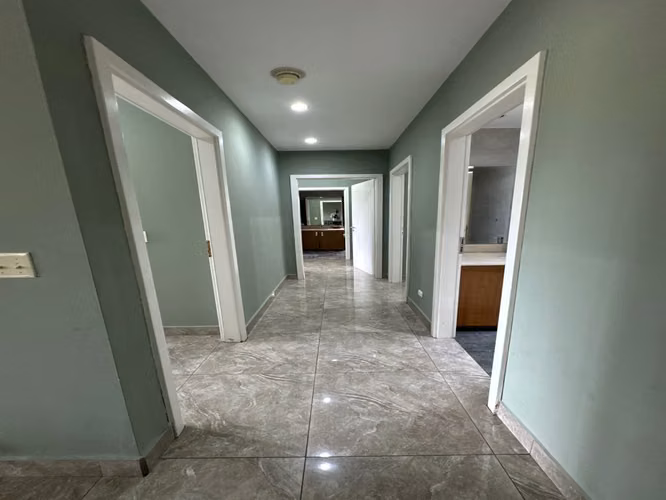 Condominio de 3 Habitaciones en Jacó con Acceso a Piscina en Ubicación Privilegiada - Imagen 5