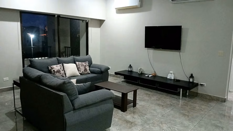 3-Bedroom Jaco Condo with Pool Access in Prime Location - Imagen 3