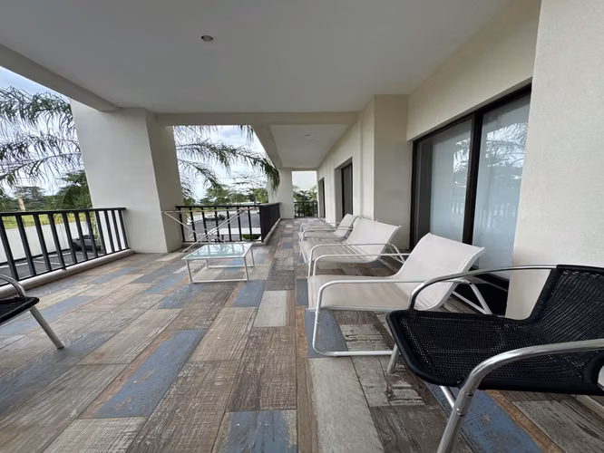 Condominio de 3 Habitaciones en Jacó con Acceso a Piscina en Ubicación Privilegiada - Imagen 15