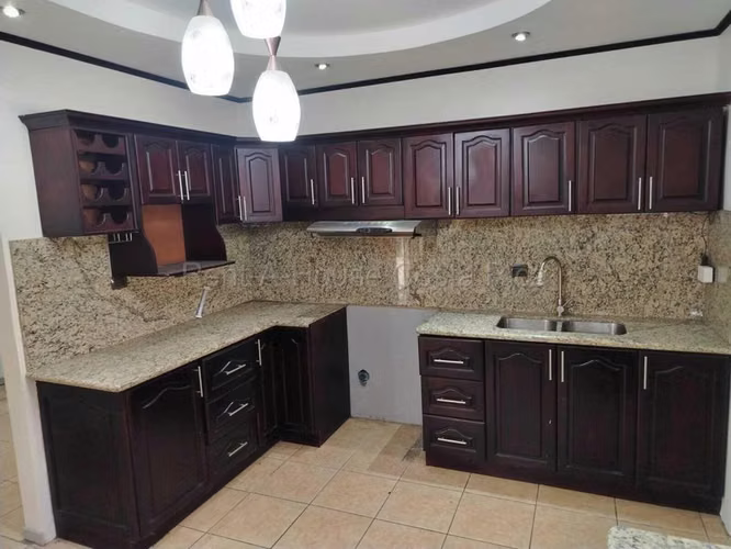 Venta de Casa en Mercedes de Heredia. 27-404 - Imagen 17
