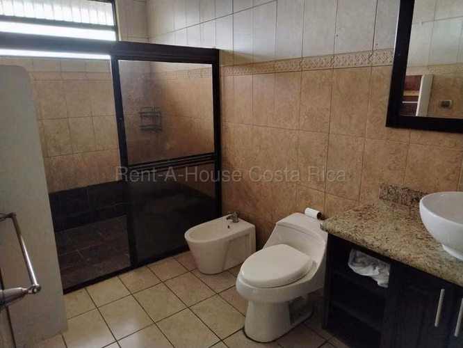 Venta de Casa en Mercedes de Heredia. 27-404 - Imagen 9