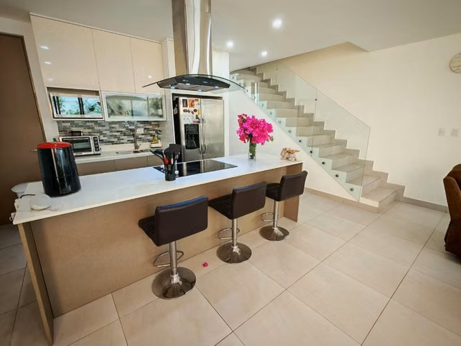 Alquiler Casa Santa Ana Boulevard - Imagen 3