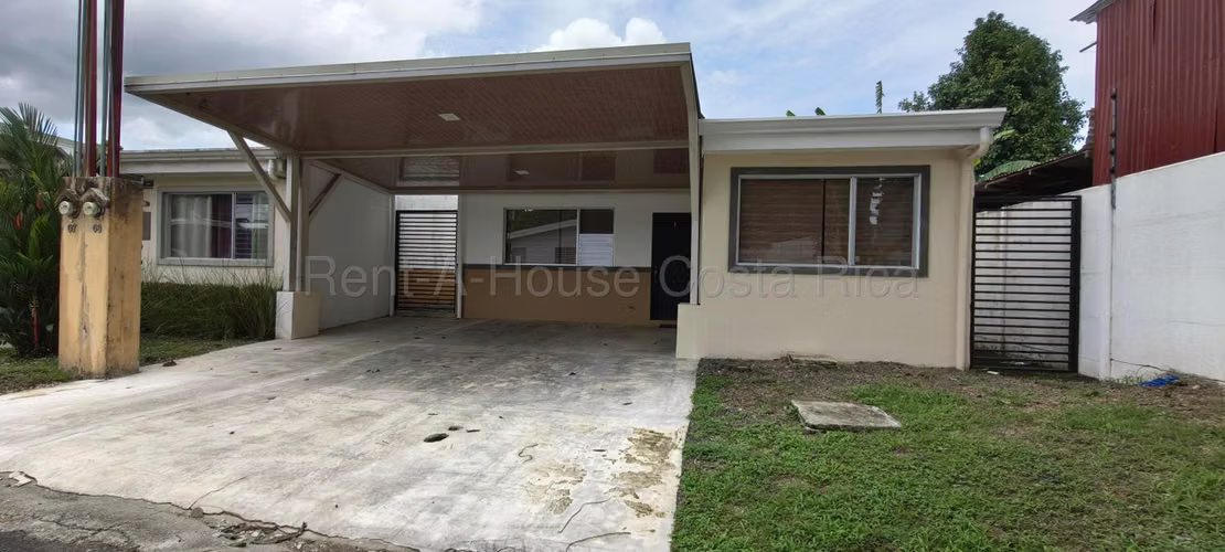 Semi-furnished house for sale in Jacó, Garabito.