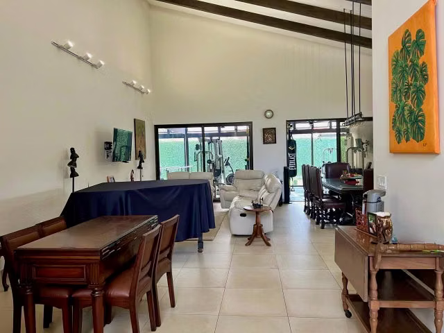 Venta de Casa MODERNA en Santa Ana-Uruca.  - Imagen 2