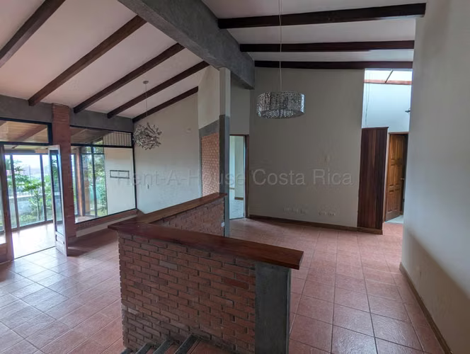 Venta de Casa en San Rafael de Escazú. - Imagen 3