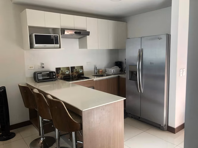 Apartamento Moderno en Nunciatura, Rohrmoser – 2 Hab / 2 Baños *** AMUEBLADO *** - Imagen 1