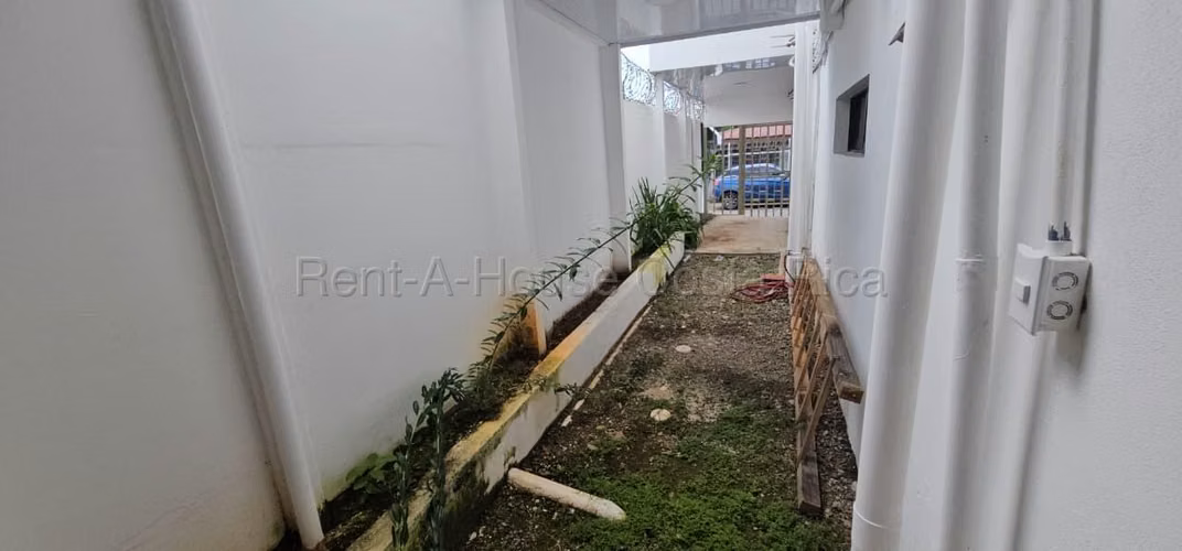 Venta de Propiedad con 1 CASA y 2 Aptos pequeños en Quepos-Aguirre, Puntarenas. 27-355 LCV - Imagen 10