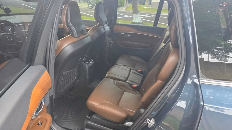 Volvo XC 90 T8