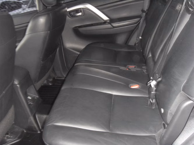 Mitsubishi Montero Sport 2021 Version full - Imagen 12