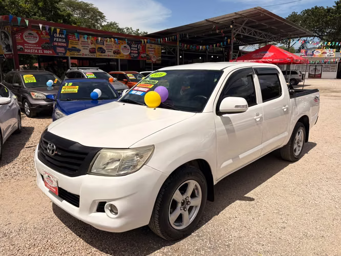 TOYOTA HILUX-2016-MANUAL-TD-CAJA 5TA- - Imagen 1