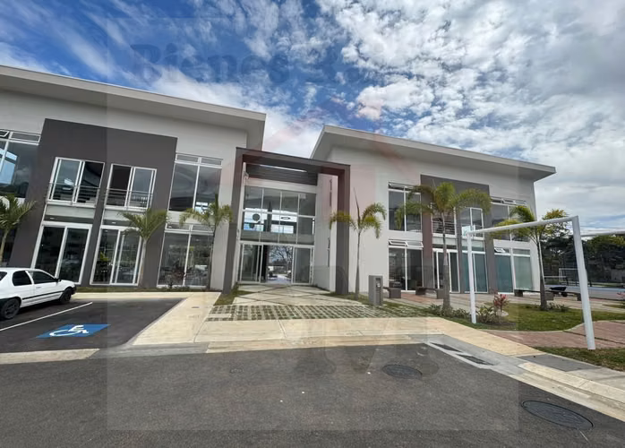 Se Alquila Hermosa Casa 100% Amueblada en Condominio en Río Oro de Santa Ana - Imagen 17