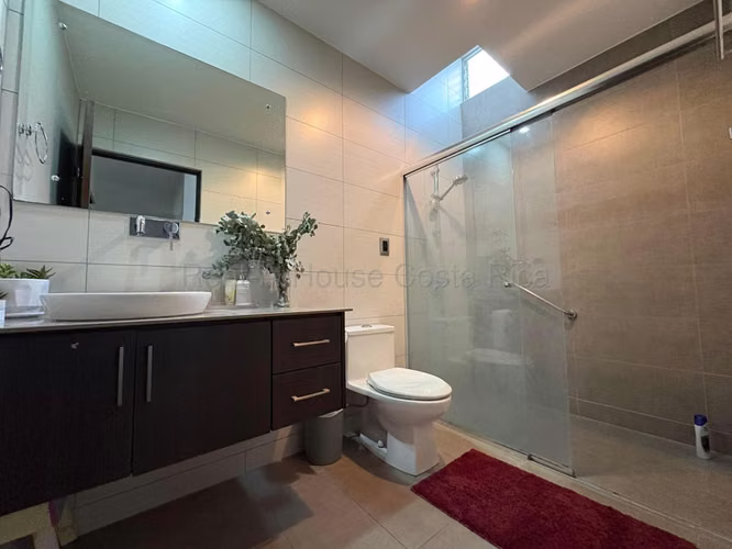 Venta de Casa en Río Oro de Piedades, Santa Ana RZ - Imagen 5