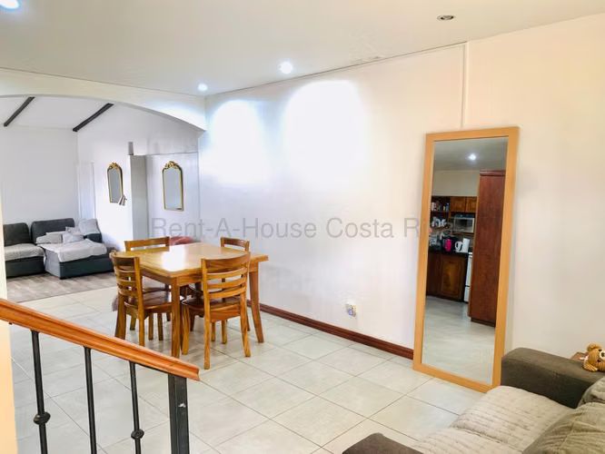 Casa en Condominio de Solo 22 Casas – Tirrases, Curridabat - Imagen 2
