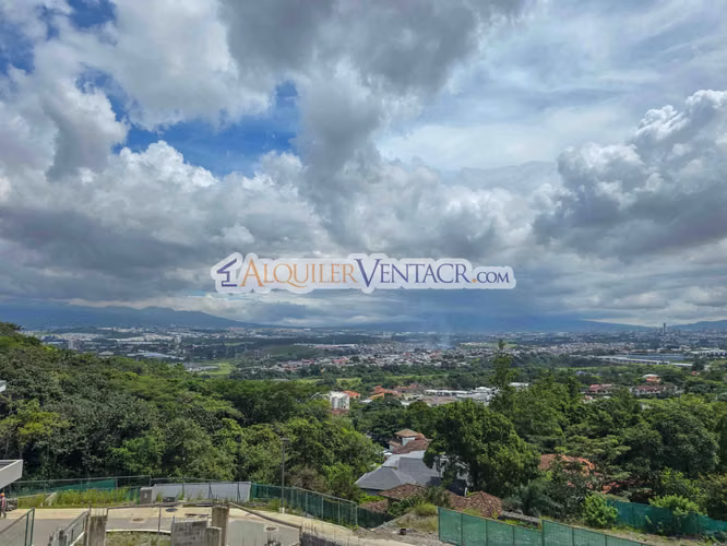 CONDO DE 305 M2 CON 546 M2 DE LOTE EN GUACHIPELIN ESCAZU - Imagen 15