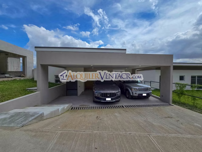 CONDO DE 305 M2 CON 546 M2 DE LOTE EN GUACHIPELIN ESCAZU - Imagen 7
