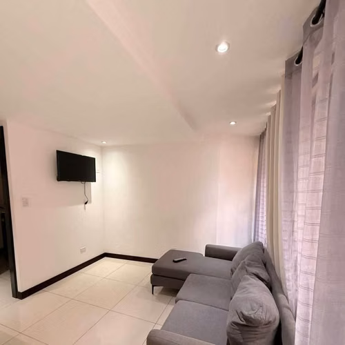 Apartamento Amoblado en Alquiler en Río Oro, Santa Ana - Imagen 2