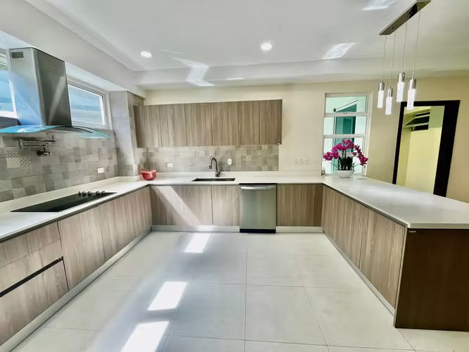 JABONCILLOS ESCAZU! LUJOSO Y MODERNO APARTAMENTO DE 3 HAB/3.5BAÑOS - Imagen 8