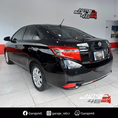 TOYOTA YARIS E 2017 - Imagen 5