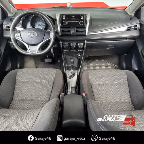 TOYOTA YARIS E 2017 - Imagen 12