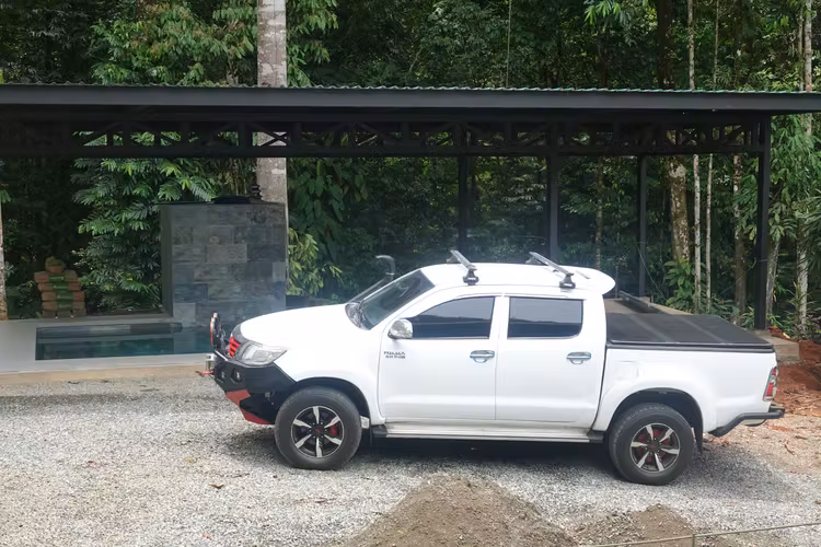 2013 Toyota Hilux Automático - Imagen 4