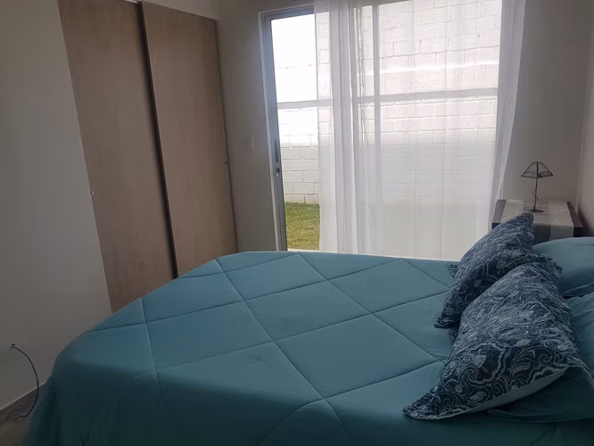 Apto en 2 da planta, ideal para una persona sola.  Muy tranquilo y seguro. - Imagen 8