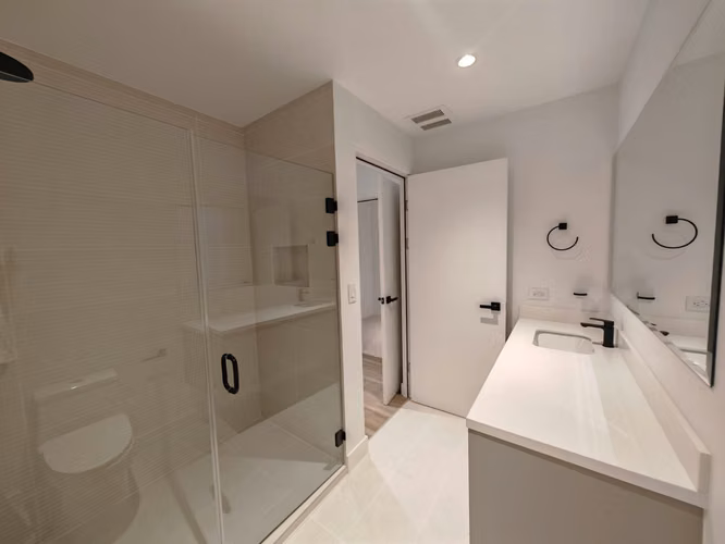 Alquiler de Apartamento Nuevo de 2 habitaciones | Parkwood Nunciatura - Imagen 17