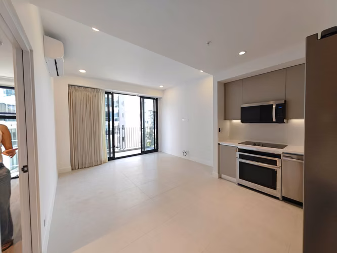Alquiler de Apartamento Nuevo de 2 habitaciones | Parkwood Nunciatura - Imagen 2
