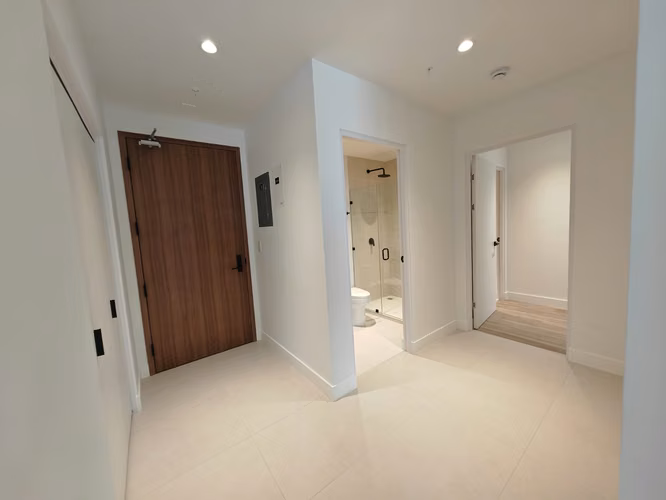 Alquiler de Apartamento Nuevo de 2 habitaciones | Parkwood Nunciatura - Imagen 15