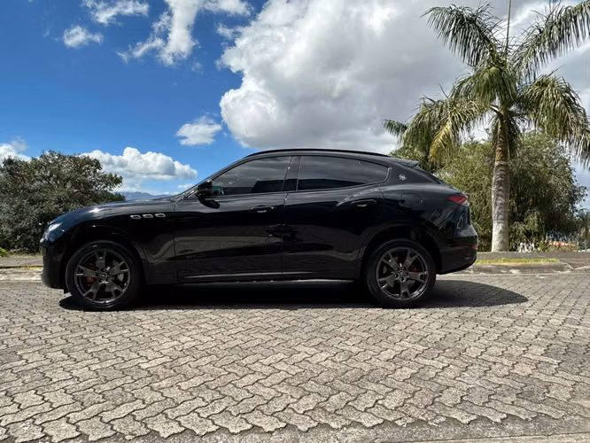 MASERATI LEVANTE - Imagen 4