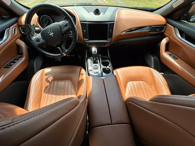 MASERATI LEVANTE - Imagen 10