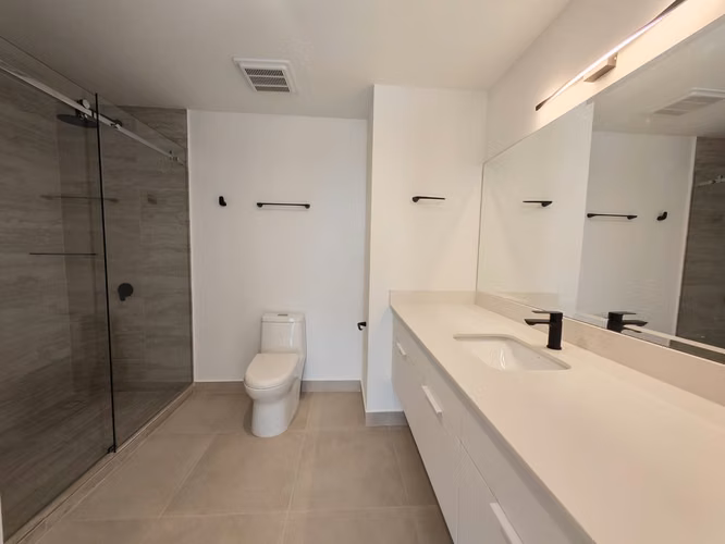 Apartamento en Alquiler en Nunciatura – Moderno, Amplio y con Línea Blanca - Imagen 16