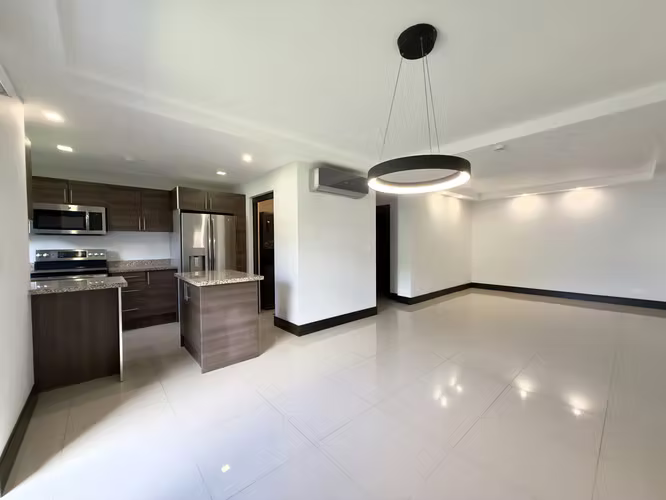 Venta de Apartamento de 3 habitaciones en Brasil de Santa Ana - Imagen 2