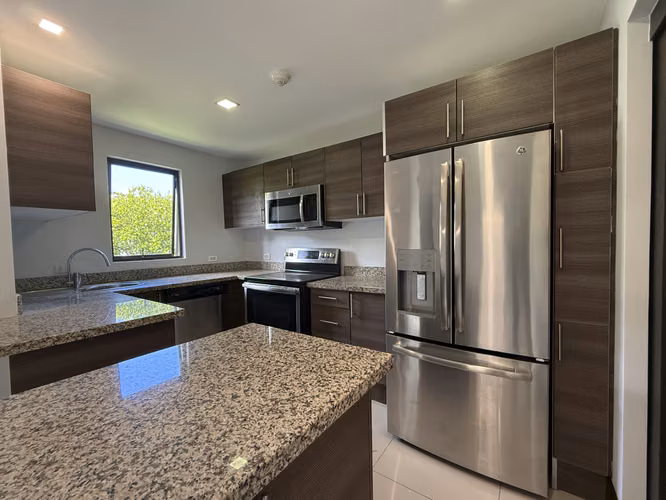 Venta de Apartamento de 3 habitaciones en Brasil de Santa Ana - Imagen 3