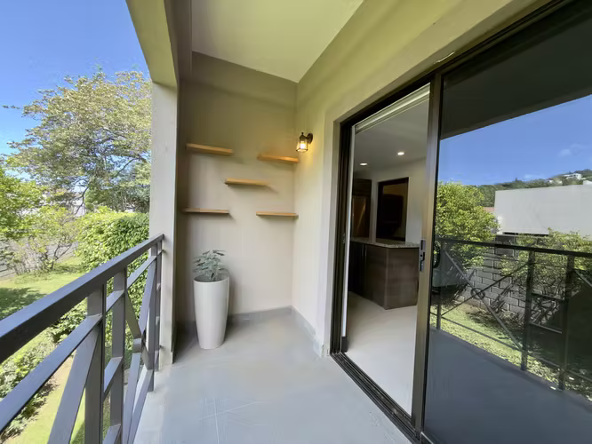 Venta de Apartamento de 3 habitaciones en Brasil de Santa Ana - Imagen 8