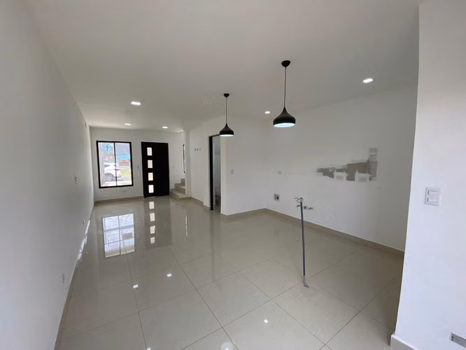 Alquiler Condominio Real Ojo de Agua. Disponible 1ero de Septiembre. - Imagen 4