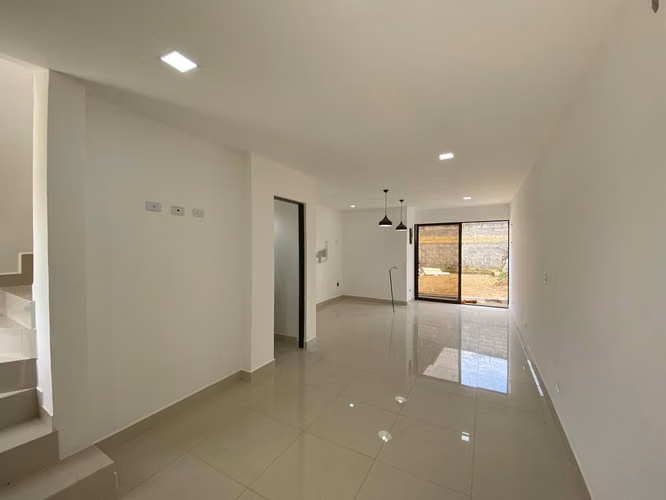 Alquiler Condominio Real Ojo de Agua. Disponible 1ero de Septiembre. - Imagen 2