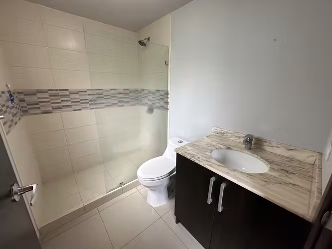 Apartamento en Rio Oro Santa Ana - Imagen 9