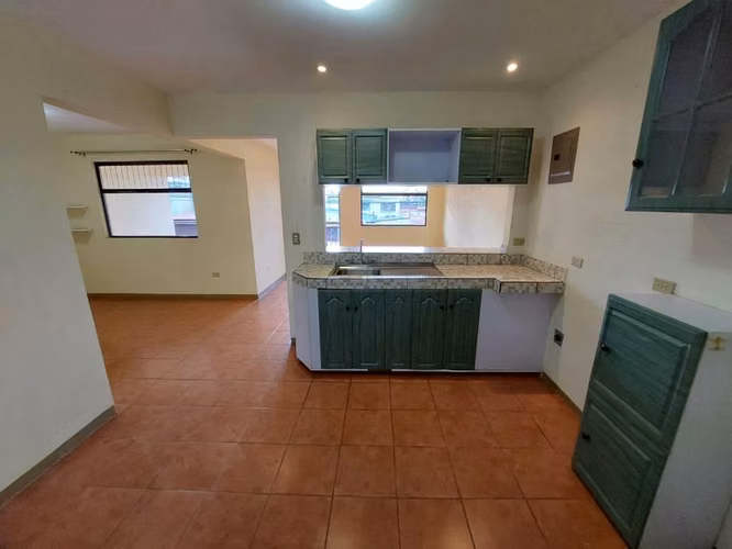 Alquiler apartamento Curridabat - Imagen 3
