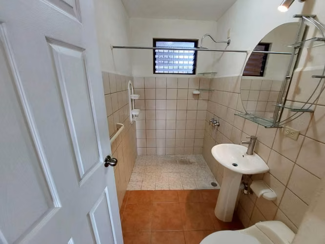 Alquiler apartamento Curridabat - Imagen 5