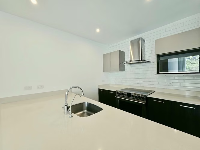 Apartment for rent with appliances in condominium - Lindora