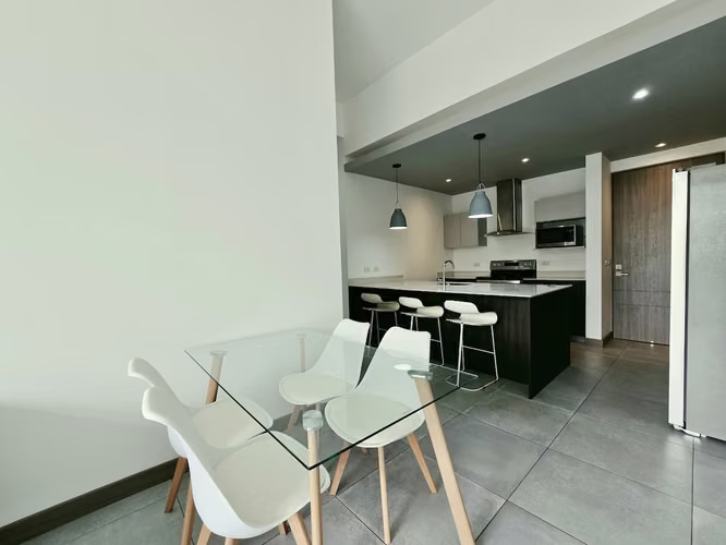 LINDORA: ALQUILER DE APARTAMENTO AMUEBLADO EN CONDOMINIO - Imagen 5