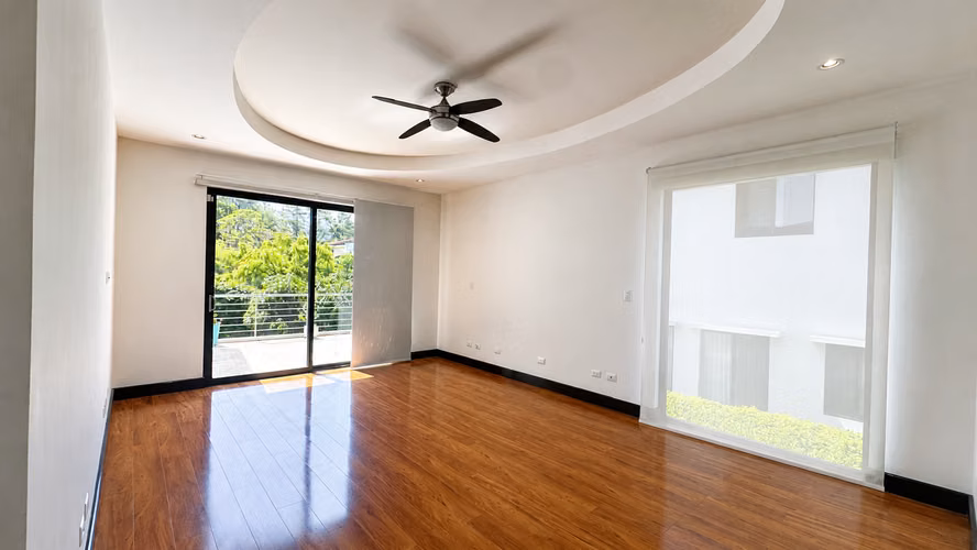 VENTA DE CASA EN RÍO ORO, SANTA ANA* - Imagen 8
