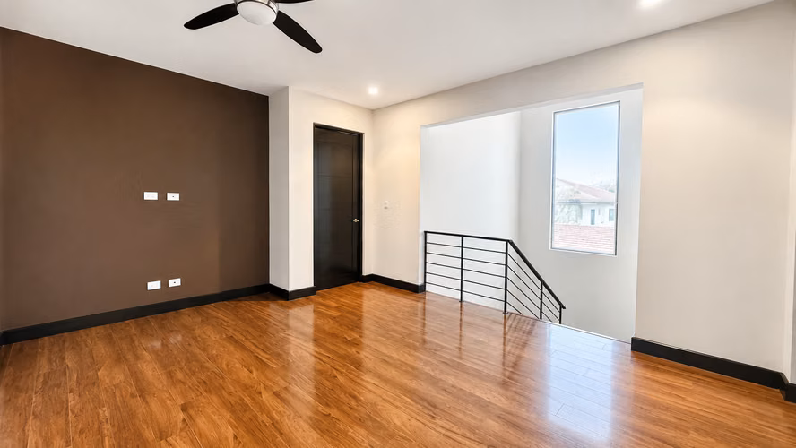 VENTA DE CASA EN RÍO ORO, SANTA ANA* - Imagen 11