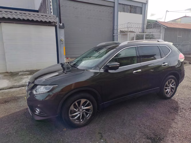 NISSAN XTRAIL 2015 LIMITED 4X4 MOTOR 4 CILINDROS 7 PASAJEROS - Imagen 2