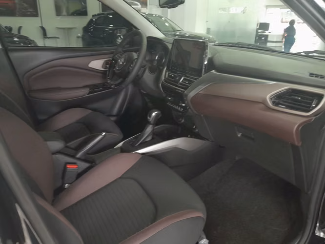 ¿Es un SUV ? ¿ Es un Hatchback? Es el Suzuki Fronx