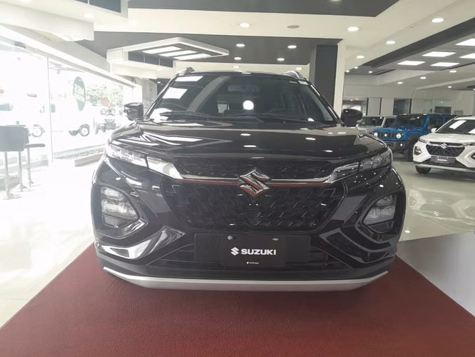 ¿Es un SUV ? ¿ Es un Hatchback? Es el Suzuki Fronx
