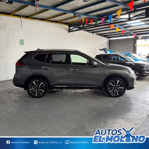NISSAN XTRAIL Luxury 2019 - Imagen 8