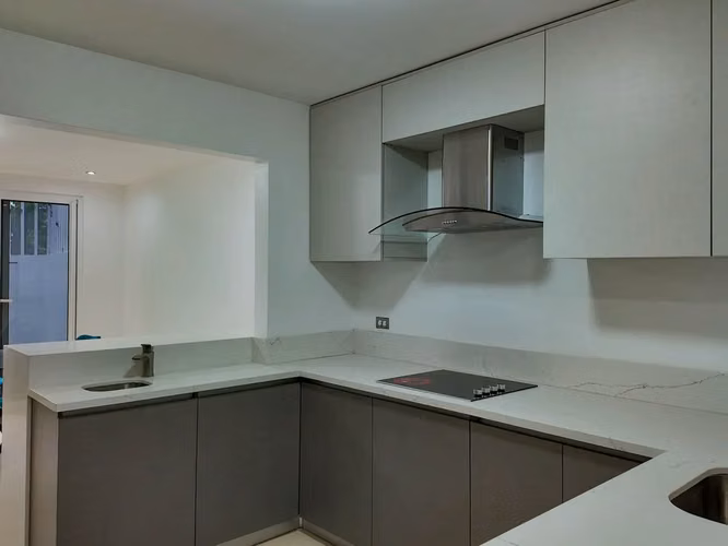 VENTA DE CASA EN CONDOMINIO MONTEREAL Lindora Santa Ana 5043 - Imagen 14