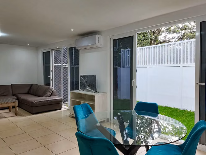 VENTA DE CASA EN CONDOMINIO MONTEREAL Lindora Santa Ana 5043 - Imagen 12